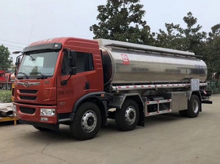 一汽青島解放龍V小三軸鋁合金供液車(chē)圖片 一汽青島解放龍V小三軸鋁合金供液車(chē)圖片