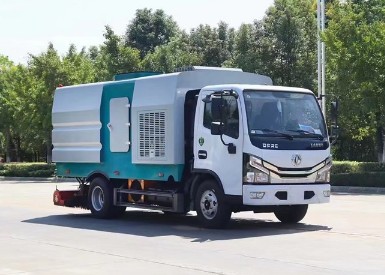國(guó)六東風(fēng)多利卡|福瑞卡后置吸塵車(chē) 國(guó)六東風(fēng)多利卡|福瑞卡后置吸塵車(chē)